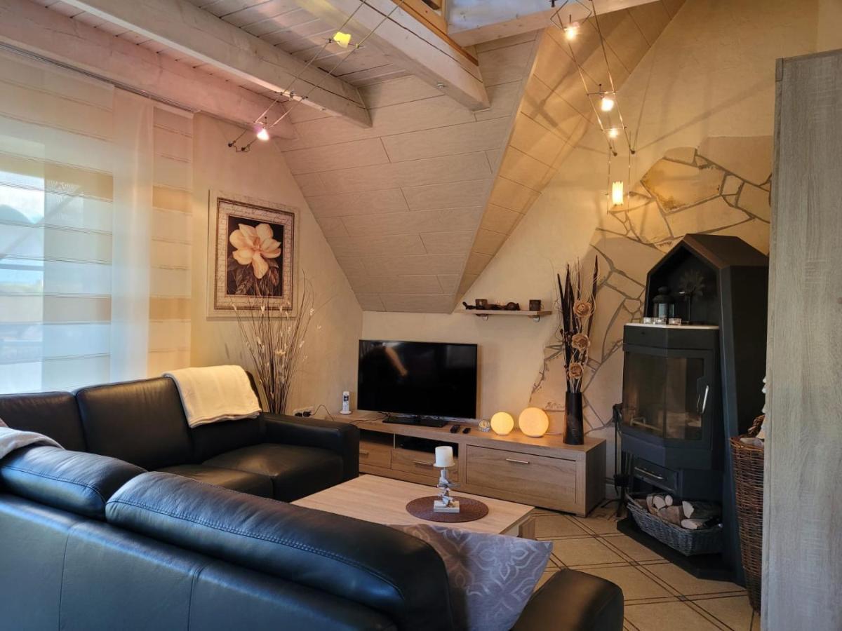 Ferienwohnung Fitness Entspannung Sauna Im Westerwald Derschen Eksteriør bilde