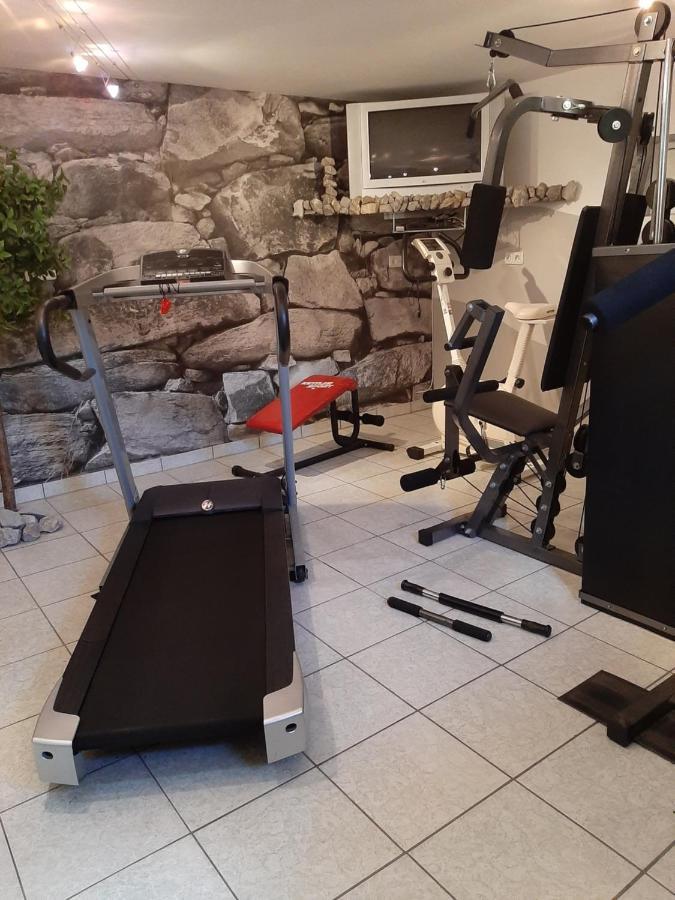 Ferienwohnung Fitness Entspannung Sauna Im Westerwald Derschen Eksteriør bilde
