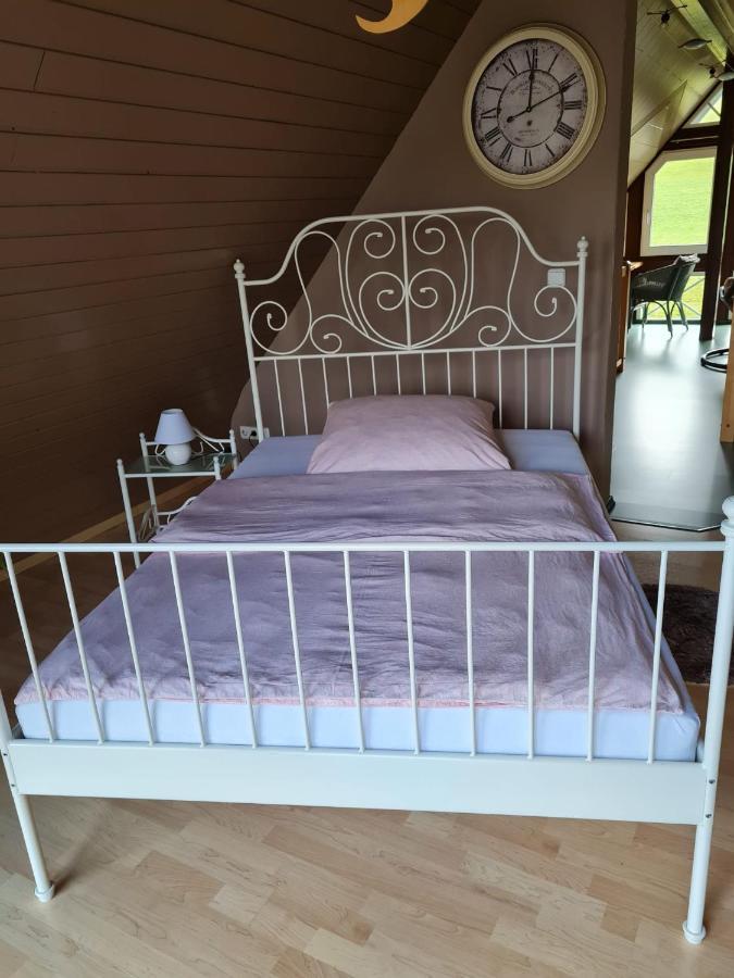 Ferienwohnung Fitness Entspannung Sauna Im Westerwald Derschen Eksteriør bilde