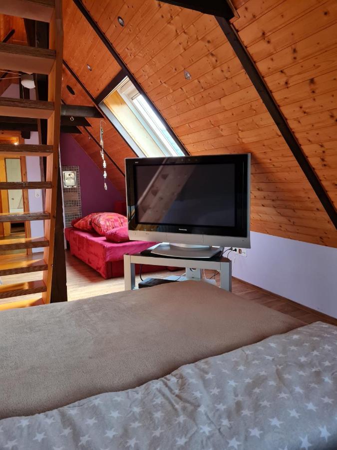 Ferienwohnung Fitness Entspannung Sauna Im Westerwald Derschen Eksteriør bilde